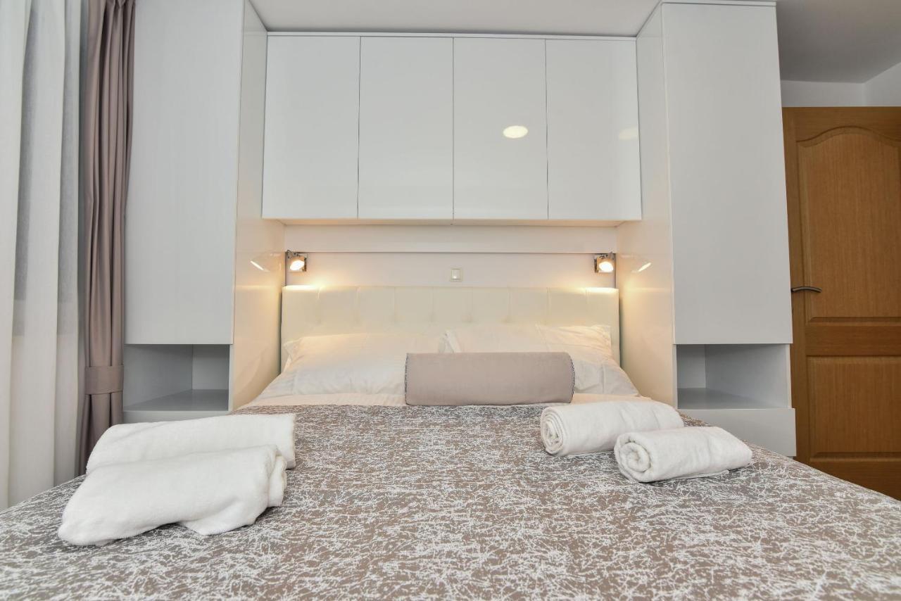 Apartments Sana Вир Екстериор снимка