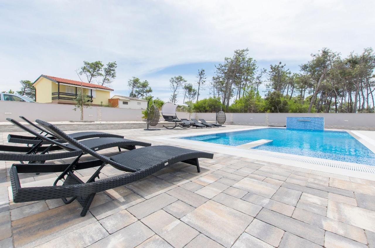 Apartments Sana Вир Екстериор снимка