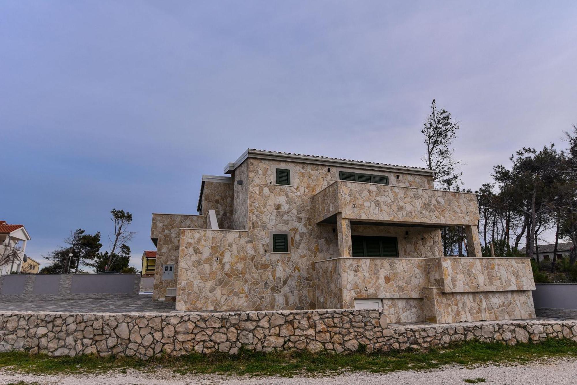 Apartments Sana Вир Екстериор снимка
